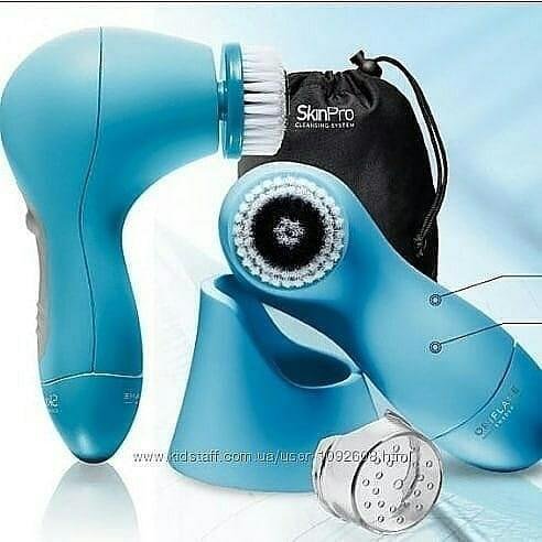 ￼NEW PRODUCT

CLEANSE

Cleansing System

27740

NGN17,685.00 

53 Points

ADD TO BAG

 (0)

Write a review

DESCRIPTION

 

HOW TO USE

1 MINUTE A DAY- FOR THE SKIN OF YOUR DREAMS!
SkinPro Cleansing System is an effective 2-speed powered cleansing brush that deeply cleanses and gently massages the skin. Removing more dirt, makeup and oils than manual cleansing resulting in visibly smoother, more radiant skin with a more even skin tone**.
IT GIVES AMAZING RESULTS:

8X MORE RADIANCE*

LESS VISIBLE PORES**

IMPROVED SKIN TEXTURE*

MORE EVEN SKIN TONE**

OPTIMISED SKIN CARE ABSORPTION

After 2 weeks usage:
- 87% felt smoother skin*
- 89% felt softer skin*
After 4 weeks usage:
- 71% saw less visible pores*
- 80% saw more even skin tone*
*Clinical study
**Consumer test

Beauty Edit

￼

ASK THE EXPERT

4 Ways The Environment Is Damaging Your Skin

READ NOW

￼

BEAUTY SCHOOL

Skin Care Travel Hacks

READ NOW

￼

BEAUTY SCHOOL

How To Care For Dry Skin – And 3 Other Common Skincare…

READ NOW

￼

BEAUTY SCHOOL

5 Unexpected Skin Care Resolutions You Need to Keep

READ NOW

￼

BEAUTY SCHOOL

10 ways to reduce your beauty footprint

READ NOW

￼

ASK THE EXPERT

5 FREQUENTLY ASKED QUESTIONS ABOUT SKIN…

READ NOW

￼

ASK THE EXPERT

SKINCARE CLAIMS: FACT OR MYTH?

READ NOW

￼

HEALTH & BODY

5 Mothers’ Top Tips for Happy Kids

READ NOW

￼

STEP-BY-STEP

The Male Skincare Routine

READ NOW

RELATED PRODUCTS

￼

Set

NovAge

Bright Sublime SET

NGN33,815.00

reviews 3.6383/5

￼New product

Optimals

Optimals Age Revive Cleansing Milk

NGN3,069.00

reviews 0/5

￼

NovAge

Bright Sublime Brightening Cleanser

NGN4,069.00

reviews 4.1667/5

RATINGS & REVIEWS

Reviews

★★★★★No rating value

